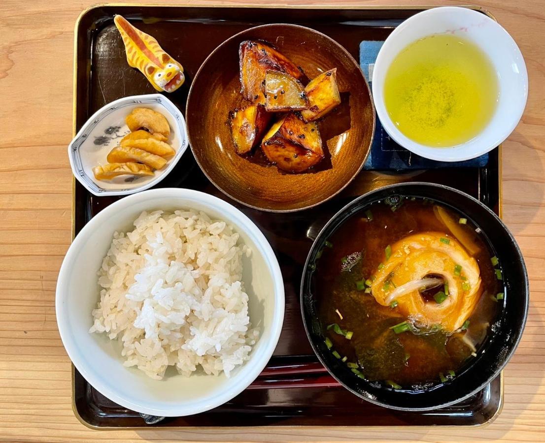 Guesthouse Kojiya 暮らしをつくる宿 旧糀屋 Fukutsu 외부 사진